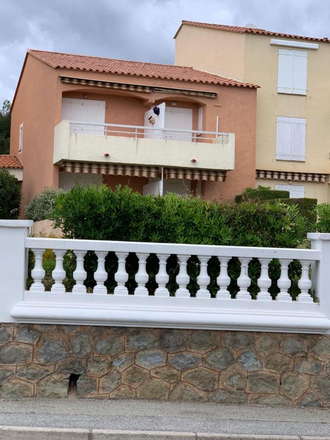 Appartement Vue Mer Domaine Arbore Saint-Raphael  Exterior photo
